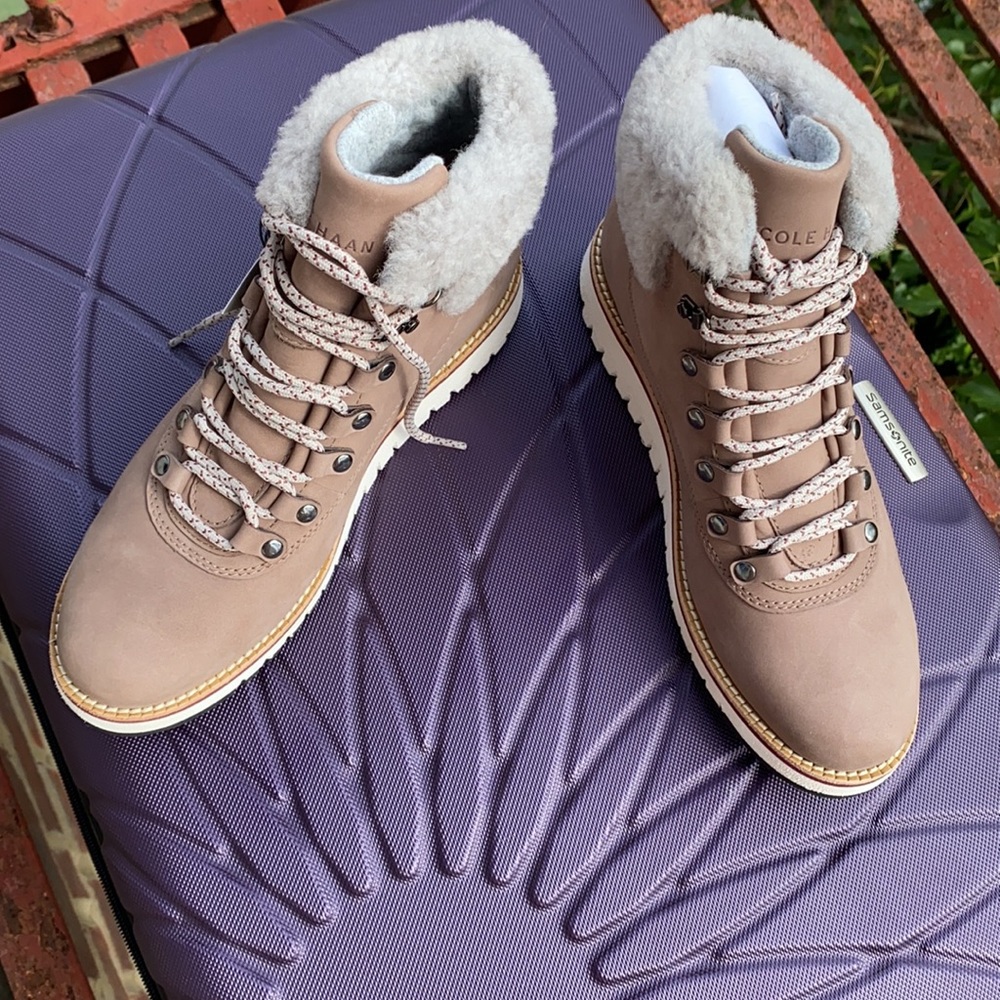NEW-Cole Haan Women's Zerogrand Explore Hiker Waterproof Hiking Boot